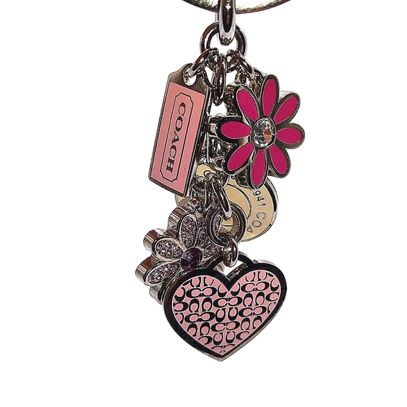 COACH Vintage Pink Heart Daisy Swarovski Crystal Keychain Fob Purse Charm #92018 - Picture 2 of 6
